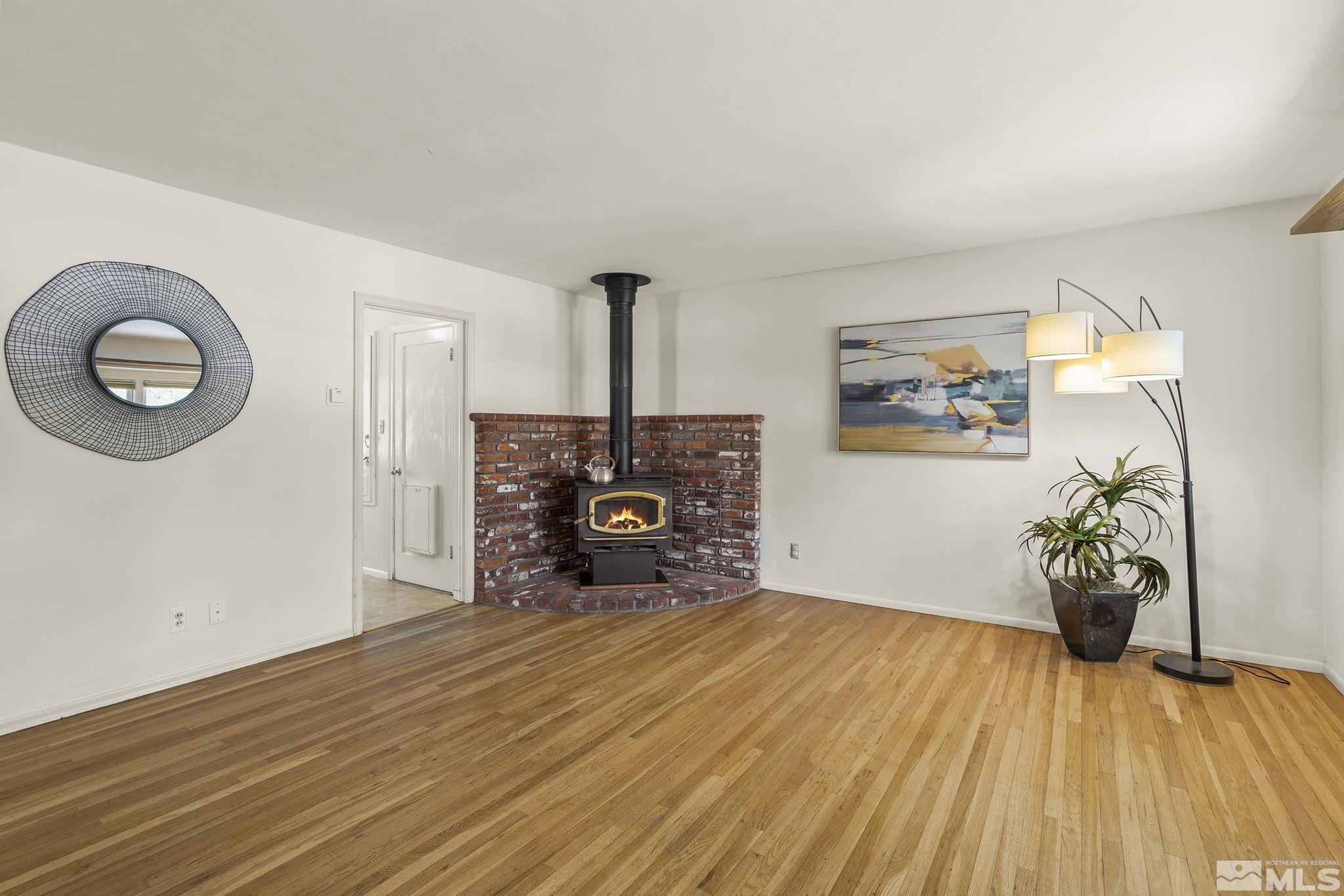 250 Bartlett Street Reno, NV 89512 - Photo 8 of 25 Photo 8