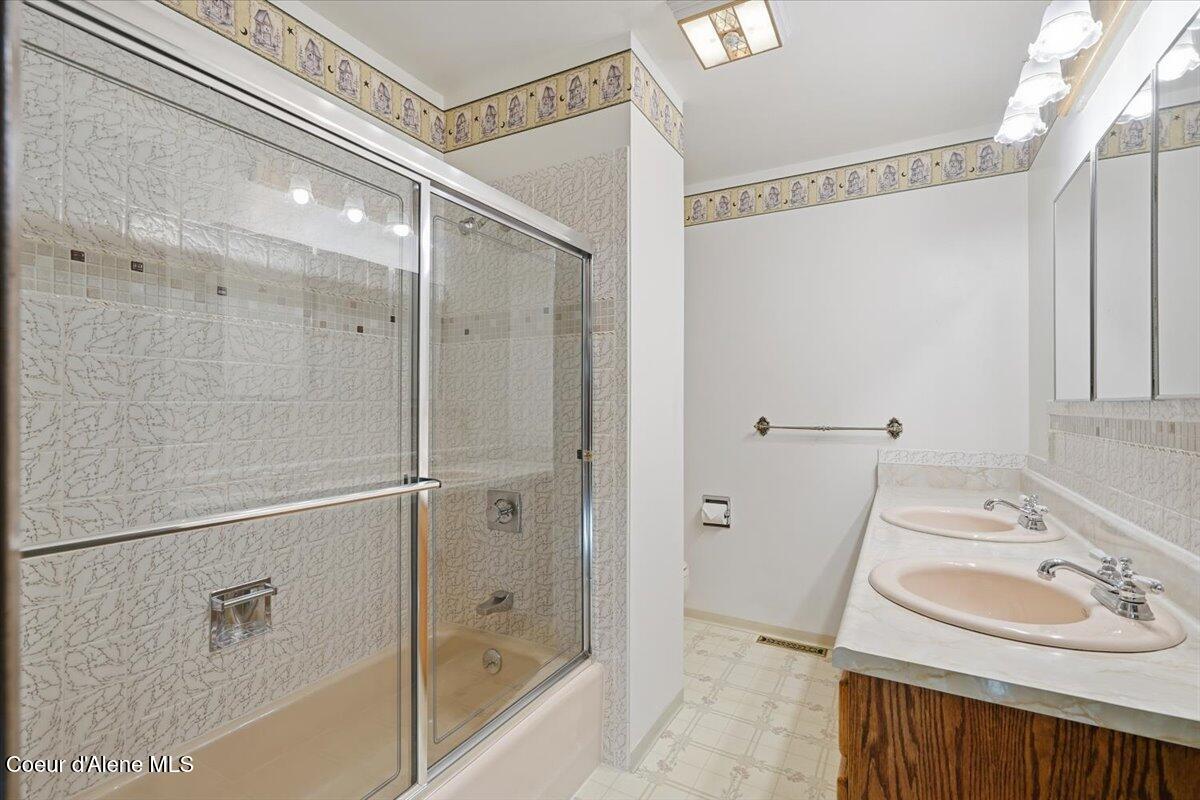2035 St Joe River Road St. Maries, ID 83861 - Photo 25 of 49 Full Bath II