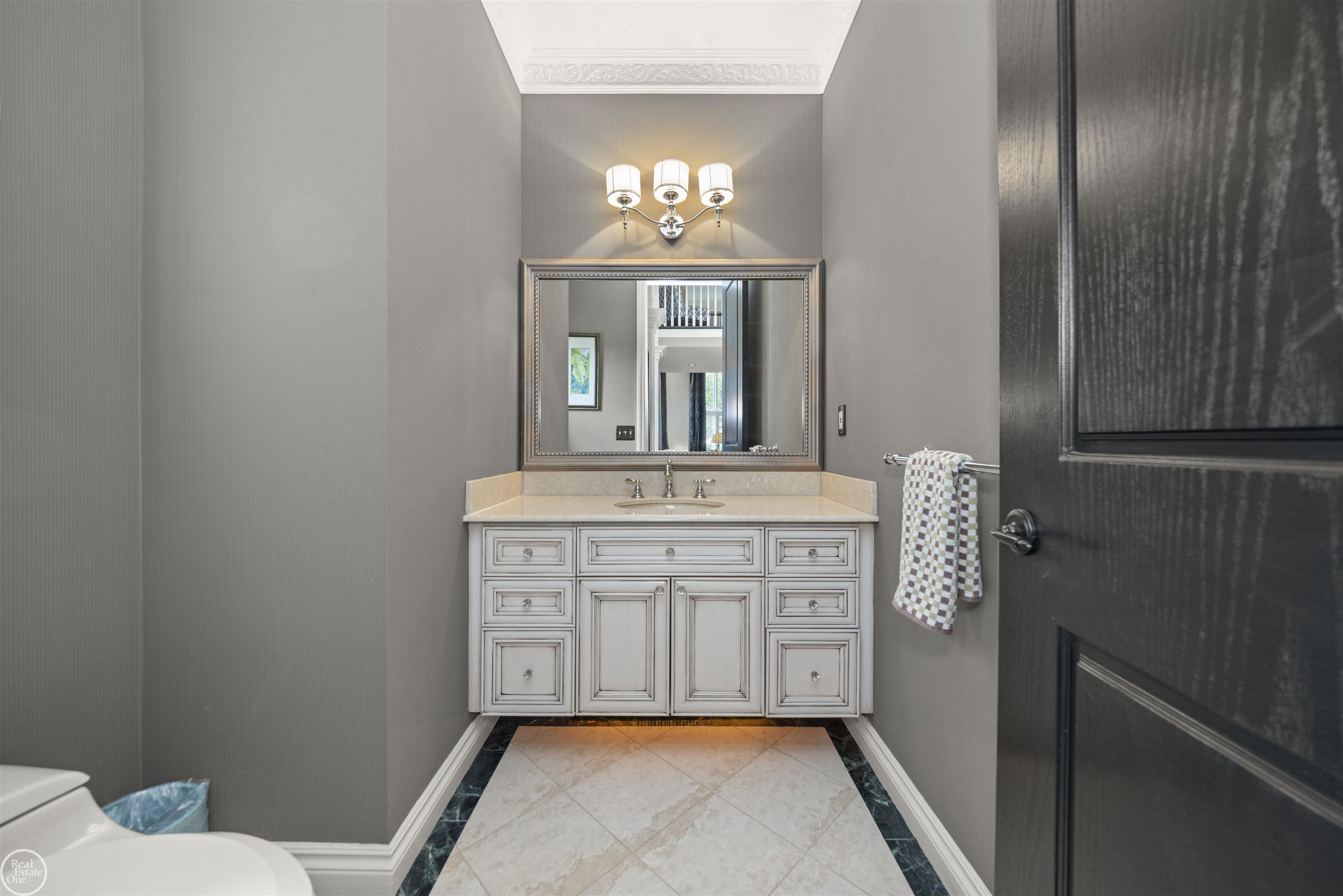5566 Murfield Drive Rochester, MI 48306 - Photo 21 of 78 First floor powder room
