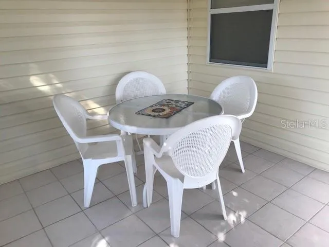 $2,015 | 748 Angelita Avenue, Lady Lake, FL 32159