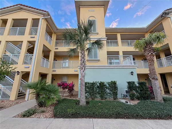 $1,995 | 1100 Canopy Walk Lane, Unit 1112, Palm Coast, FL 32137