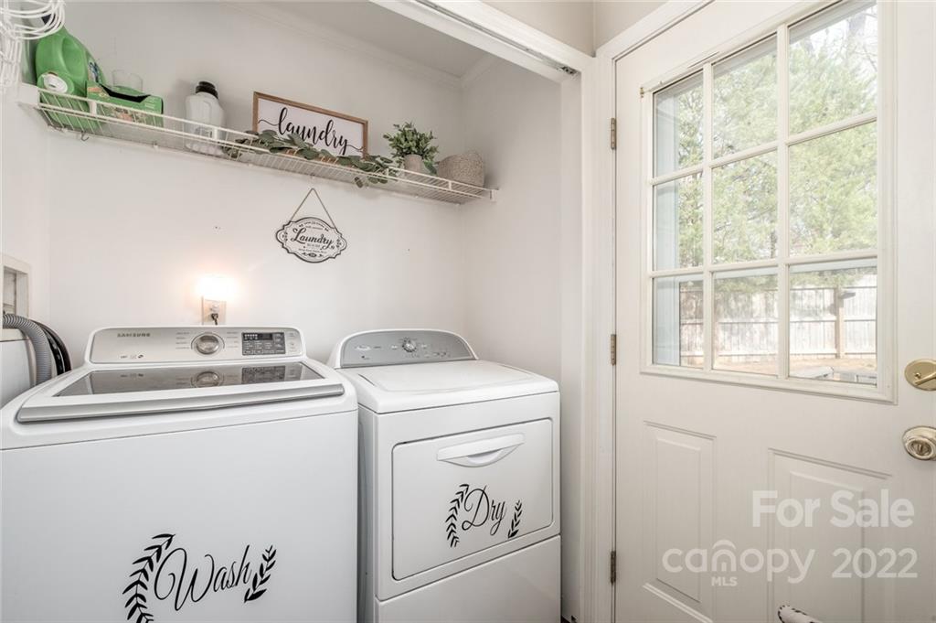 3914 Kiser Island Road Terrell, NC 28682 - Photo 11 of 21 a utility room with dryer and washer