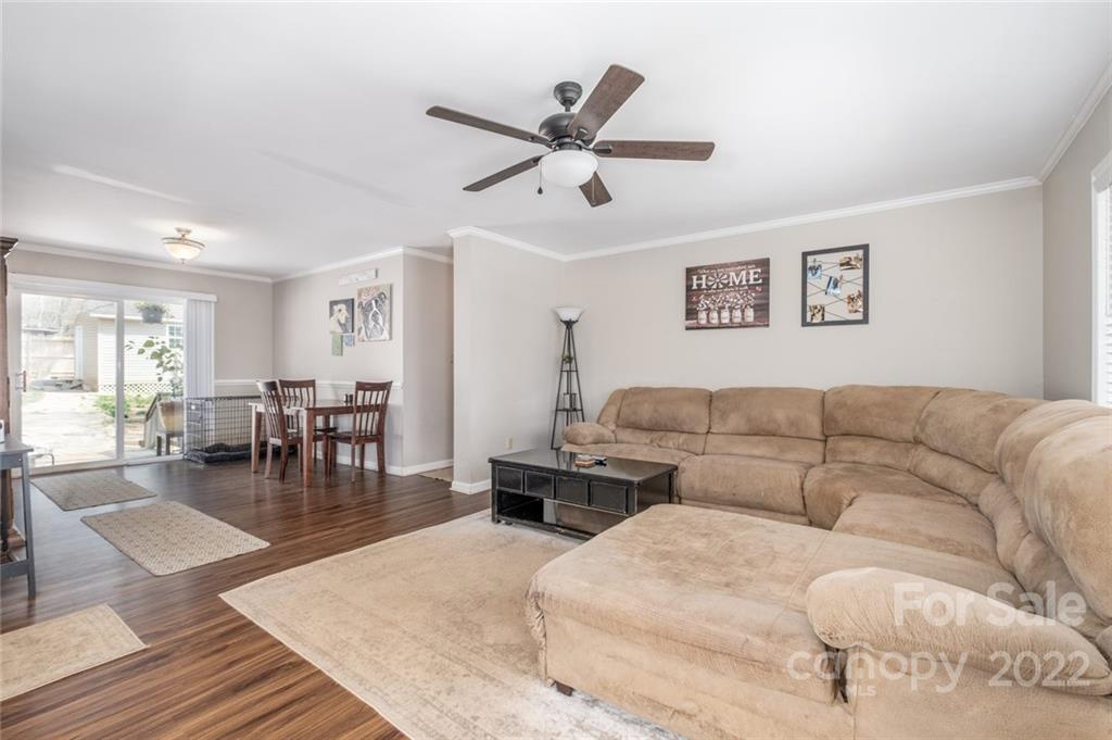 3914 Kiser Island Road Terrell, NC 28682 - Photo 3 of 21 a living room with furniture