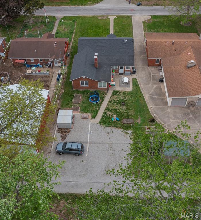 210 South Chestnut Street St. Elmo, IL 62458 - Photo 3 of 15