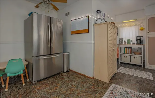 $134,900 | 210 South Chestnut Street, St. Elmo, IL 62458