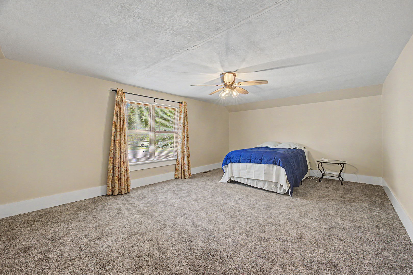 1206 East Main Street Clinton, IL 61727 - Photo 24 of 33