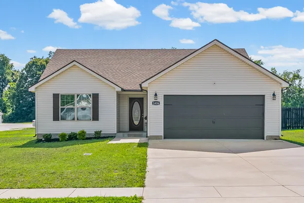 $305,000 | 1416 Fredrick Drive, Clarksville, TN 37042