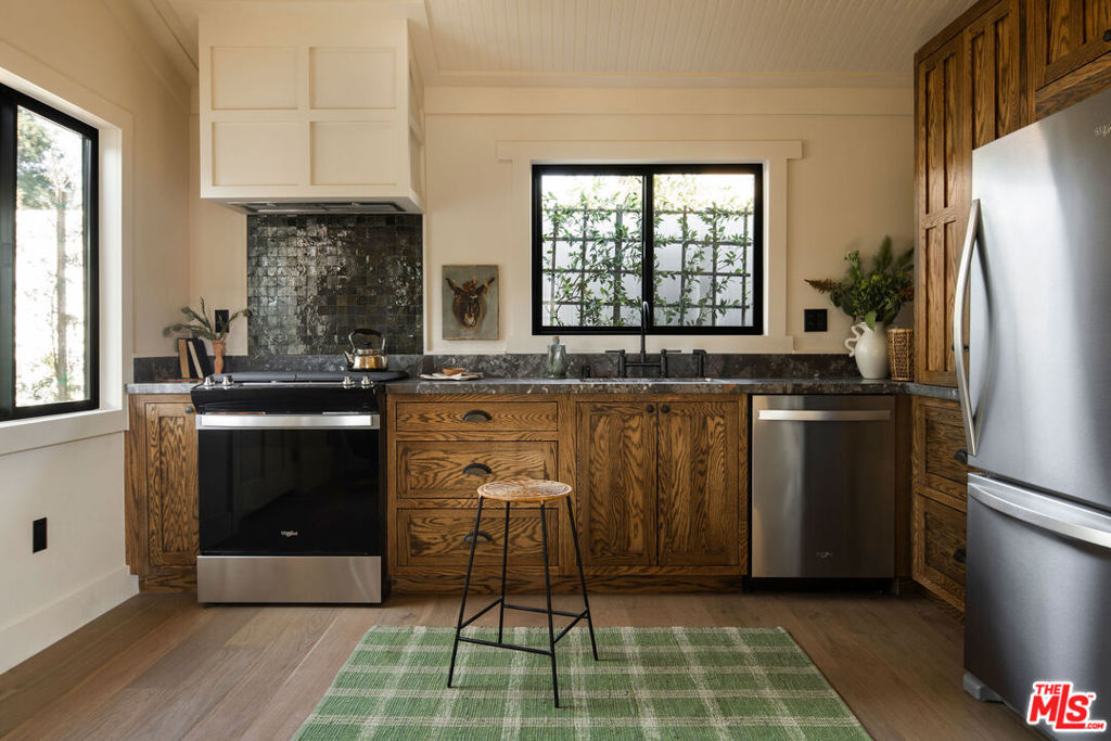 274 Acacia Street Altadena, CA 91001 - Photo 30 of 48