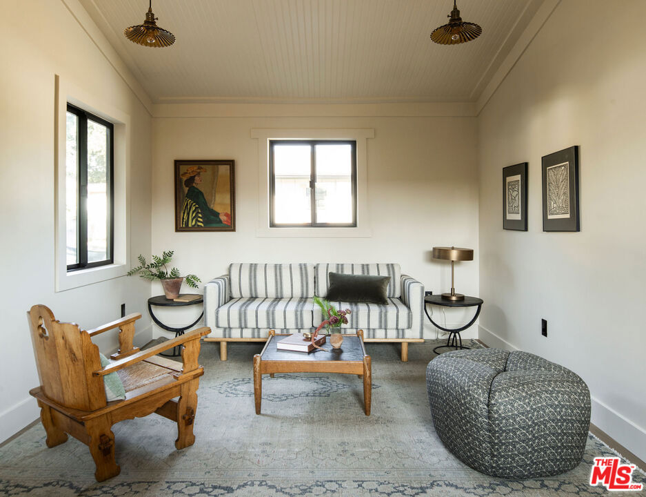 274 Acacia Street Altadena, CA 91001 - Photo 31 of 48