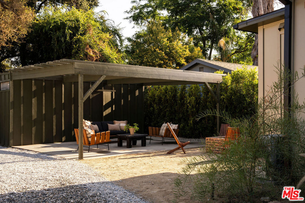 274 Acacia Street Altadena, CA 91001 - Photo 42 of 48