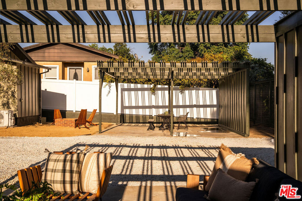 274 Acacia Street Altadena, CA 91001 - Photo 44 of 48