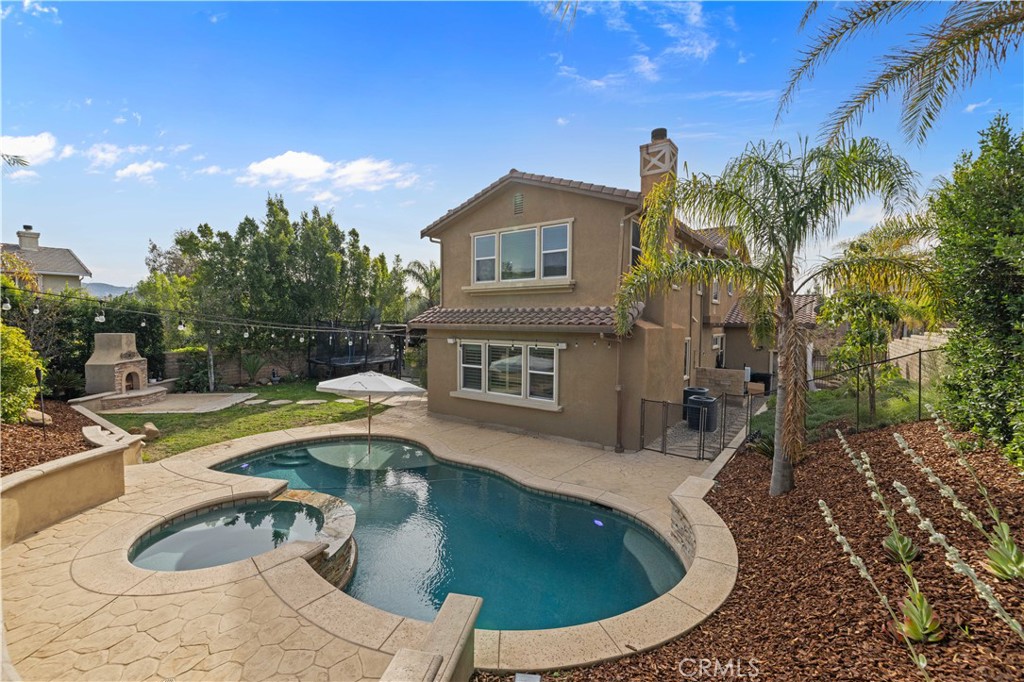 4959 Shady Trail Street Simi Valley, CA 93063 - Photo 2 of 29