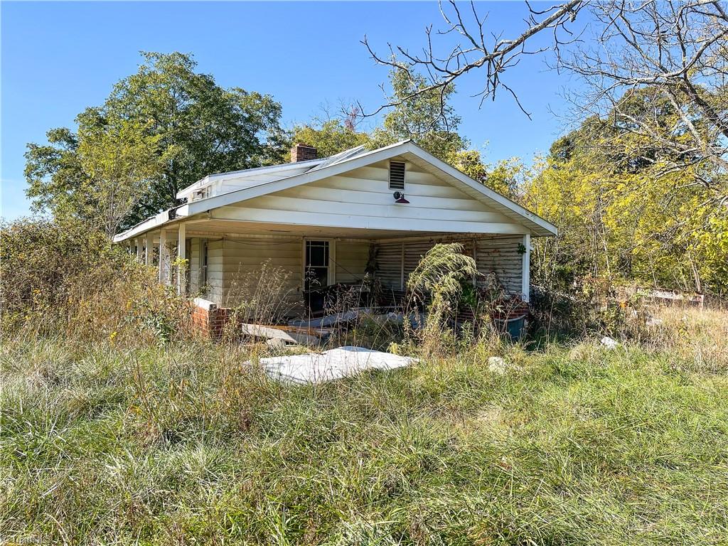 612 Newsome Road King, NC 27021 - Photo 4 of 28 Abandoned home