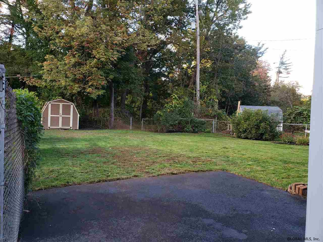 11 Fletcher Road Guilderland, NY 12203 - Photo 2 of 27 Photo 2