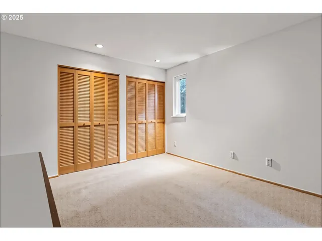 $374,000 | 2512 Southeast Baypoint Drive, Unit L37, Vancouver, WA 98683