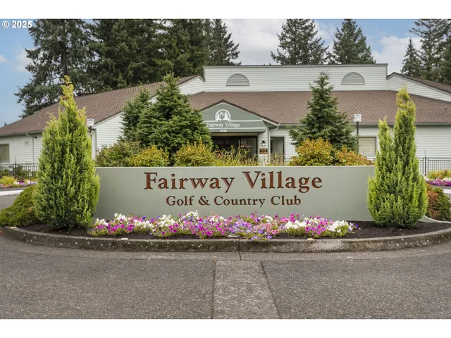 $374,000 | 2512 Southeast Baypoint Drive, Unit L37, Vancouver, WA 98683