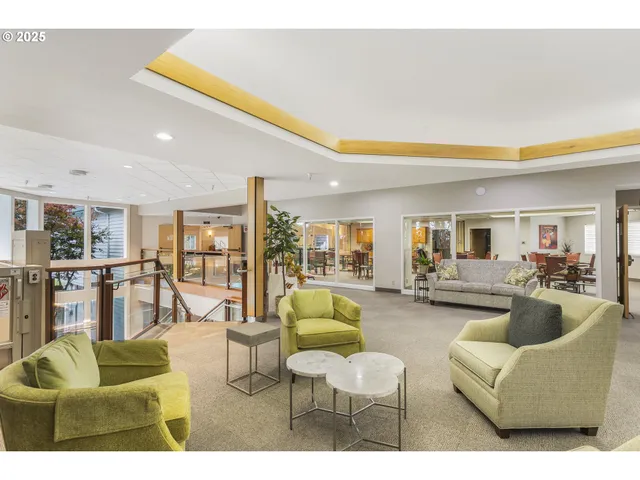 $374,000 | 2512 Southeast Baypoint Drive, Unit L37, Vancouver, WA 98683