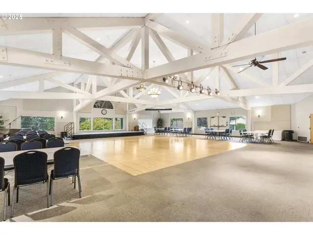 $374,000 | 2512 Southeast Baypoint Drive, Unit L37, Vancouver, WA 98683