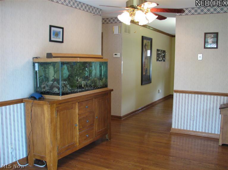 319 Romney Road Akron, OH 44333 - Photo 8 of 18 Gallery Image 8