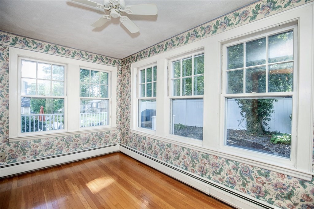 142 Savin Street Malden, MA 02148 - Photo 14 of 34