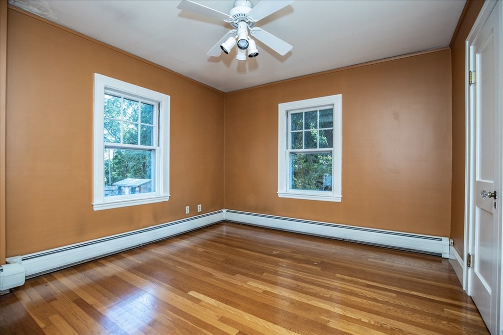 142 Savin Street Malden, MA 02148 - Photo 19 of 34