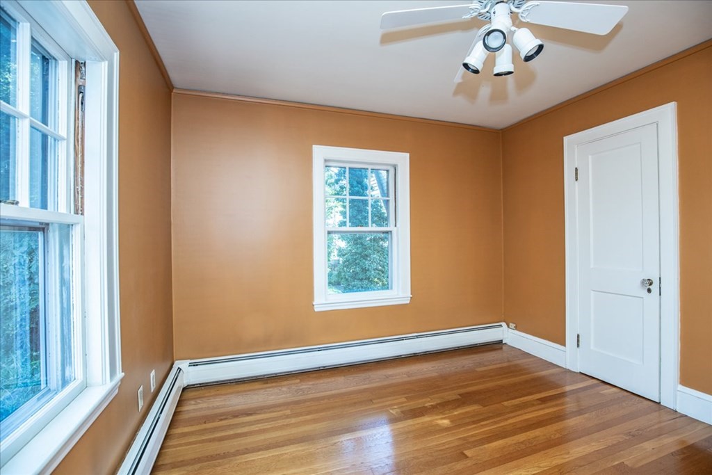 142 Savin Street Malden, MA 02148 - Photo 20 of 34