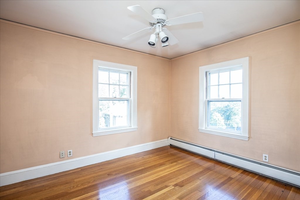 142 Savin Street Malden, MA 02148 - Photo 21 of 34