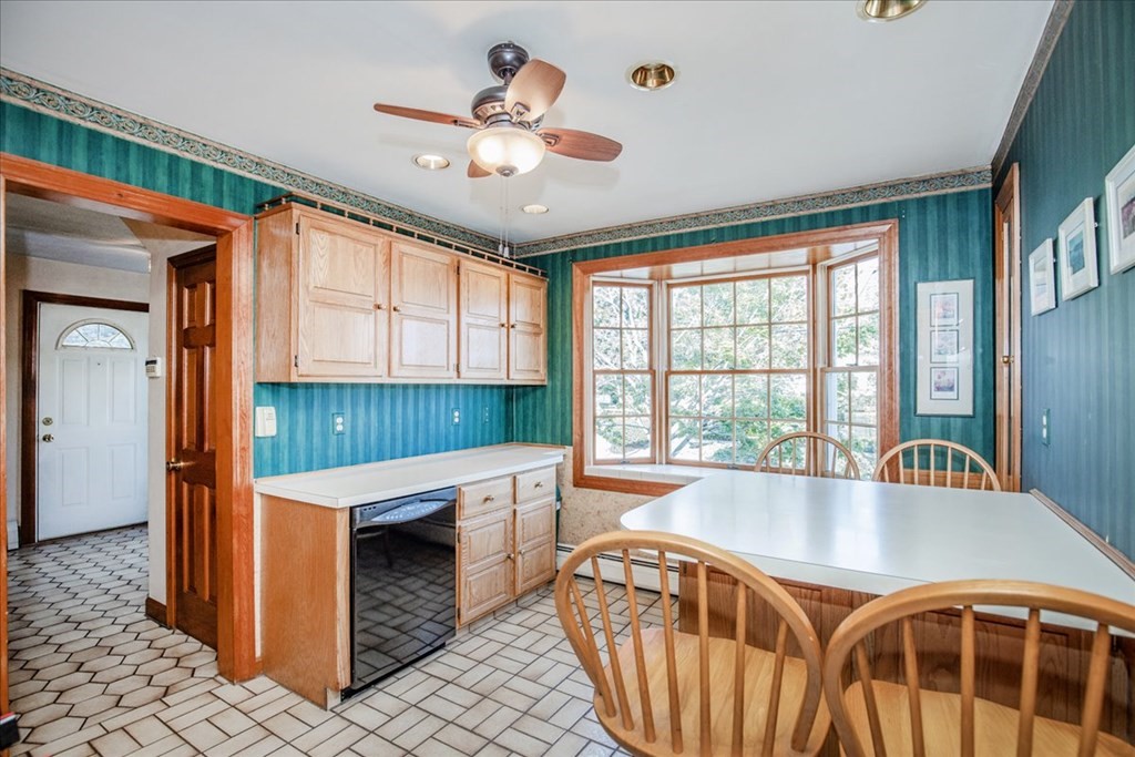 142 Savin Street Malden, MA 02148 - Photo 10 of 34