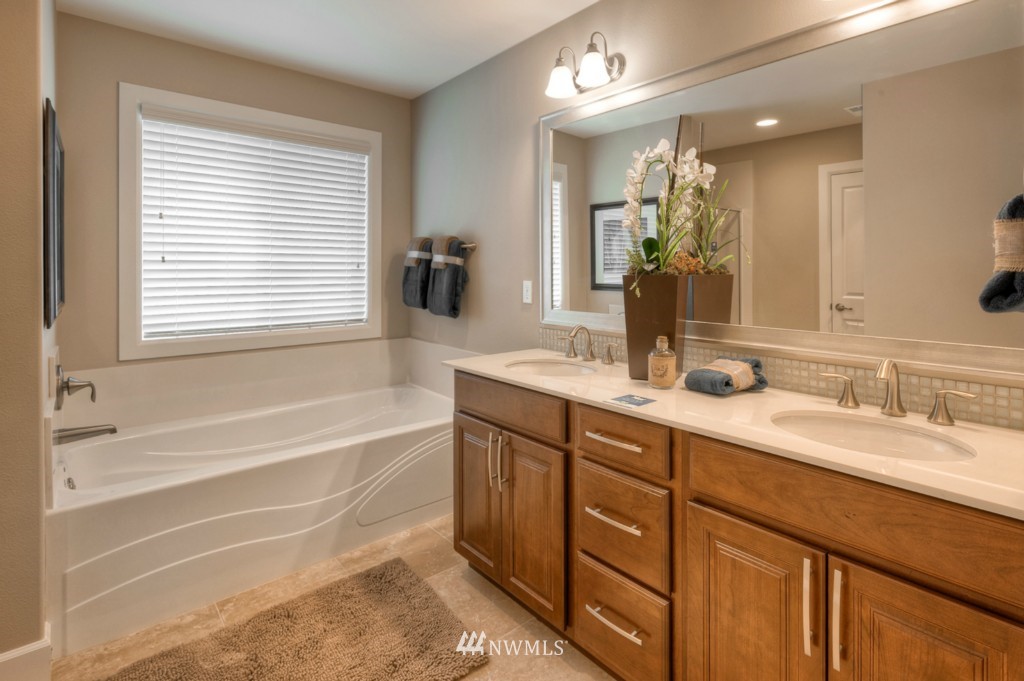 17529 39th Drive Southeast, Unit 28 Bothell, WA 98012 - Photo 18 of 22 Gallery Image 18