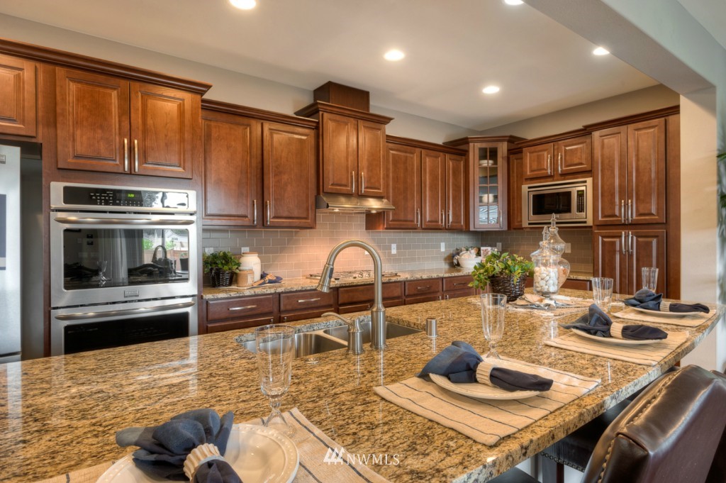 17529 39th Drive Southeast, Unit 28 Bothell, WA 98012 - Photo 6 of 22 Gallery Image 6