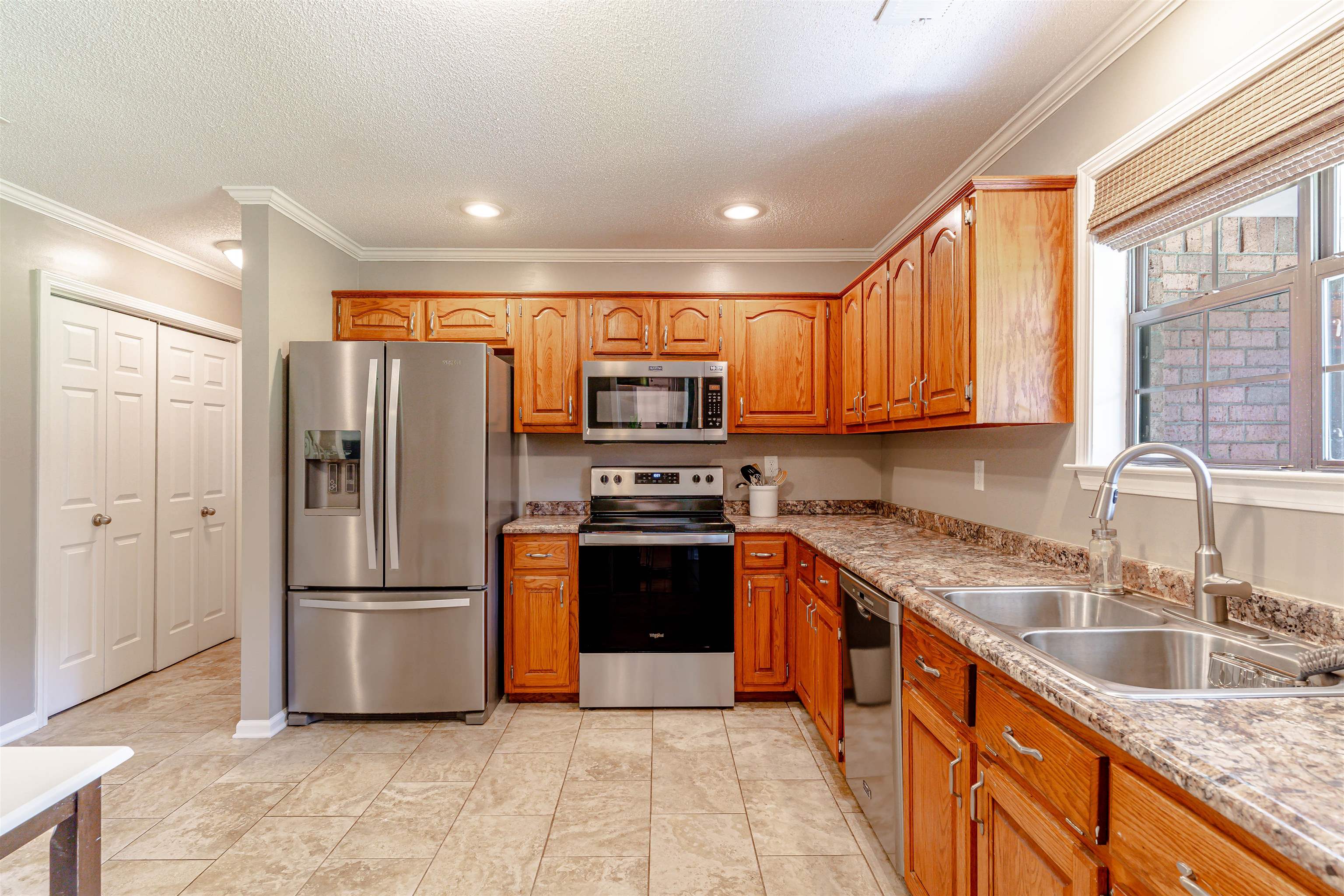 8053 Armour Road Millington, TN 38053 - Photo 5 of 25 Gallery Image 5