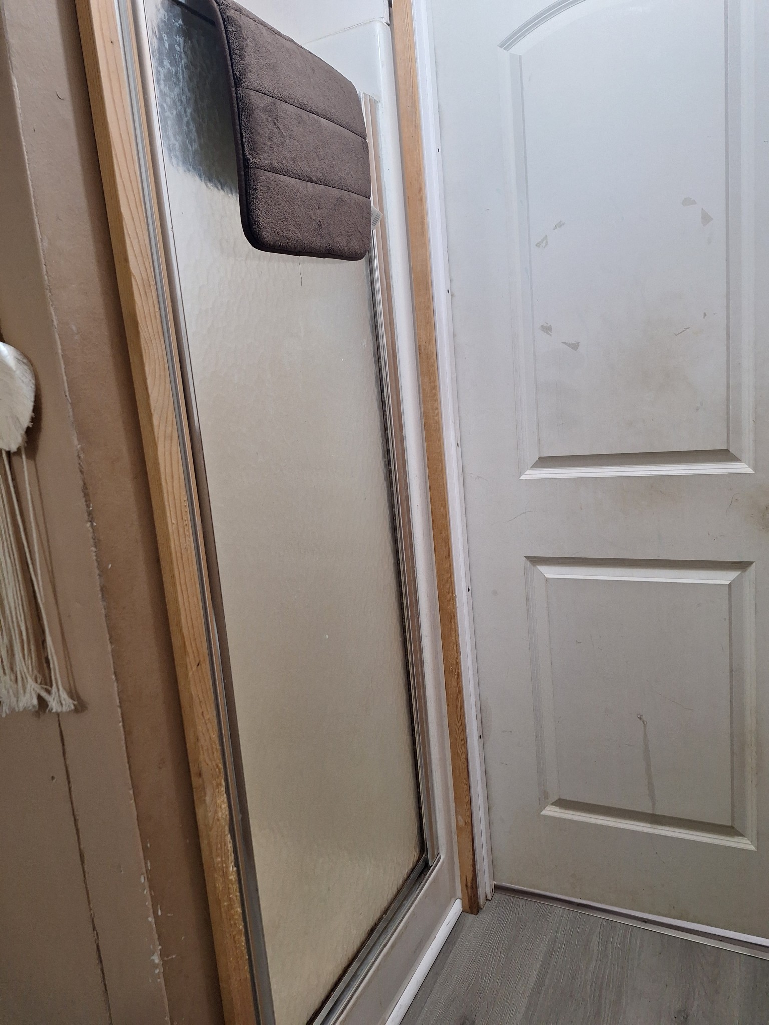 199 Dixon Ln. Waynesboro, TN 38485 - Photo 18 of 52 a view of closet