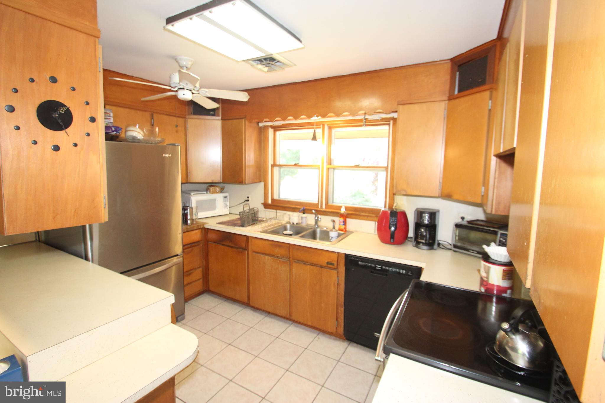 6 Wedgewood Road Newark, DE 19711 - Photo 4 of 16