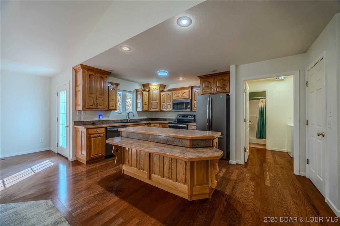 180 Independence Drive Roach, MO 65787 - Photo 19 of 69