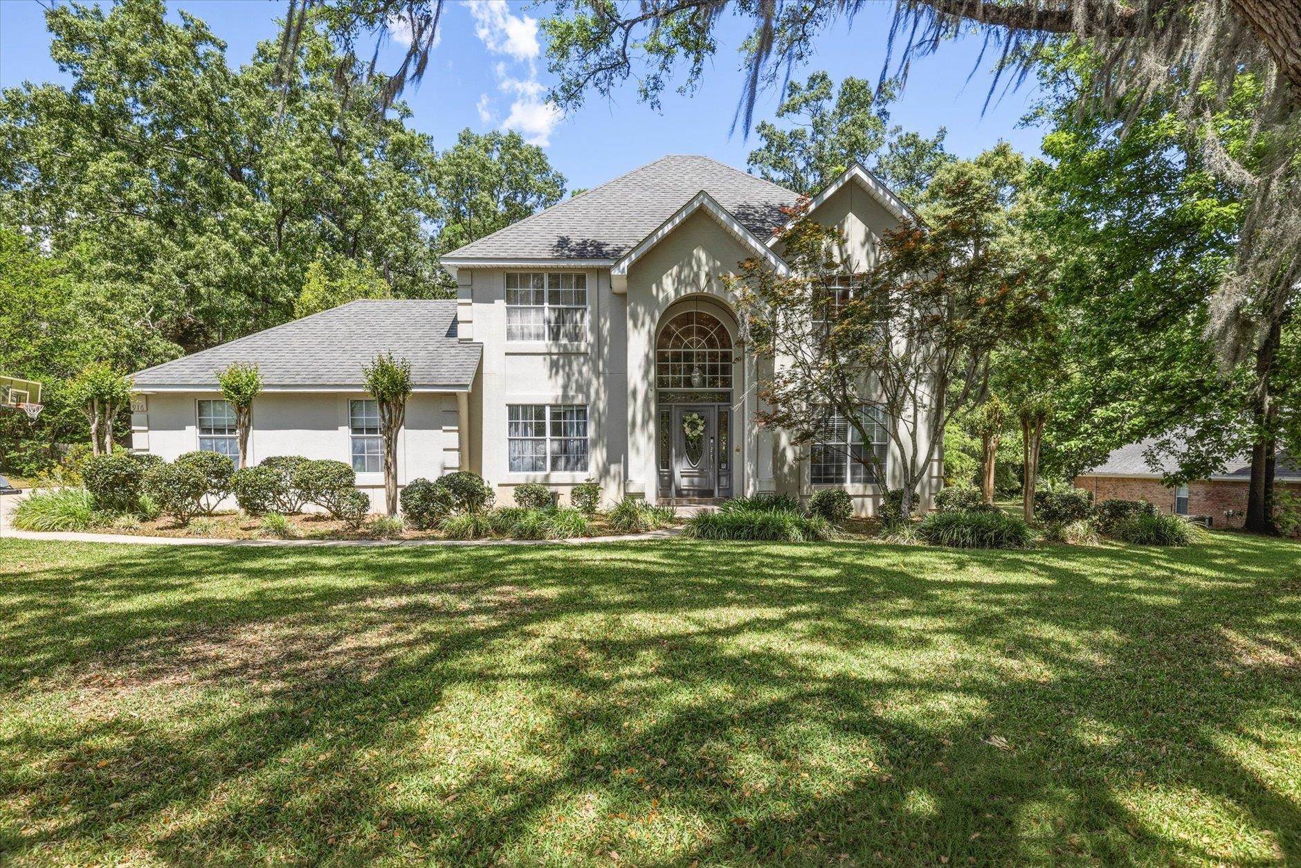916 Hill Roost Road Tallahassee, FL 32312 - Photo 1 of 30
