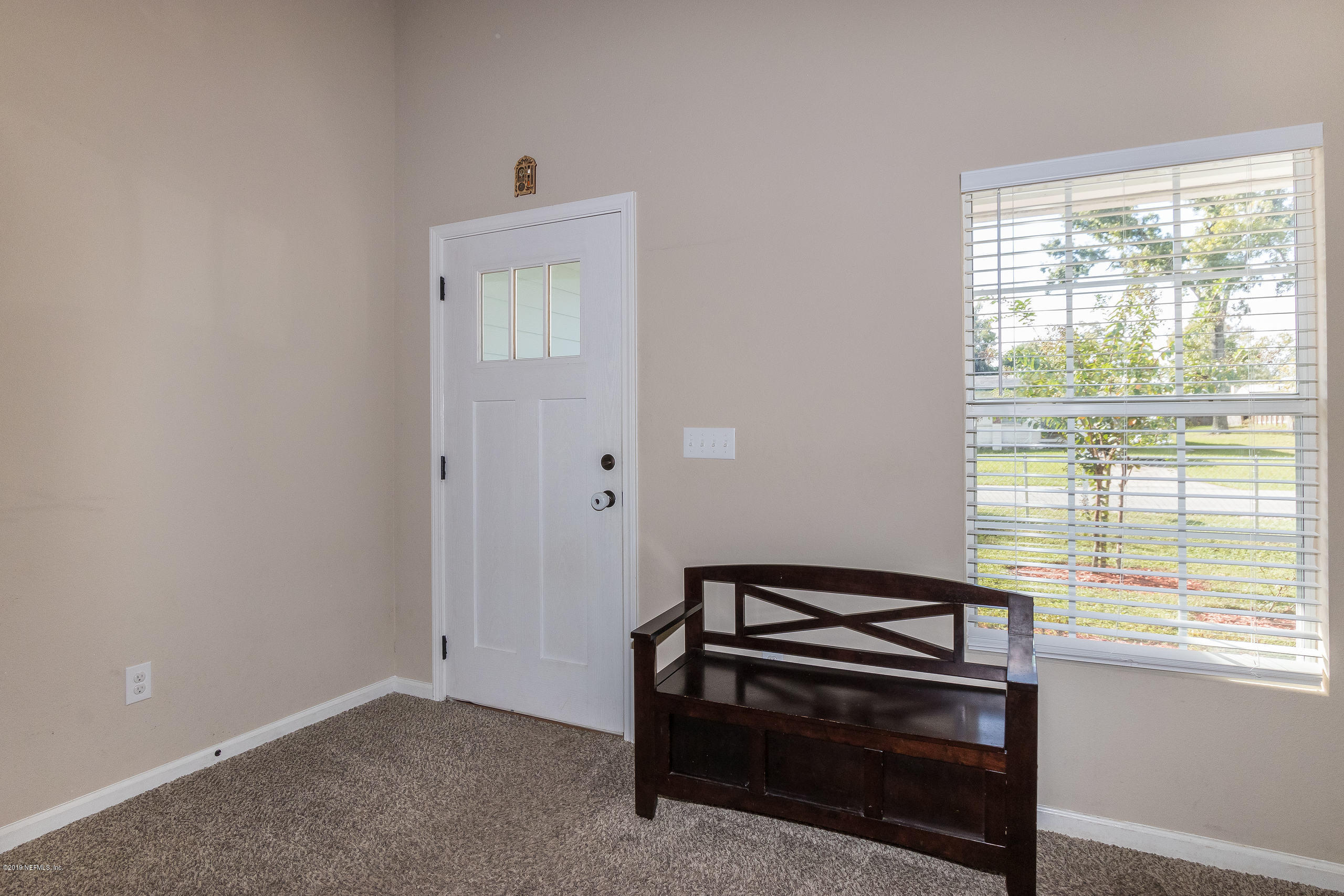 10413 Dobell Road Jacksonville, FL 32246 - Photo 7 of 24 foyer