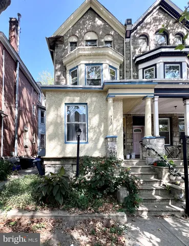 $1,400 | 807 South St Bernard Street, Unit 3F, Philadelphia, PA 19143