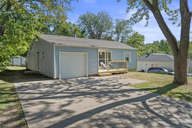 $200,000 | 2723 North 61st Terrace, Kansas City, KS 66104