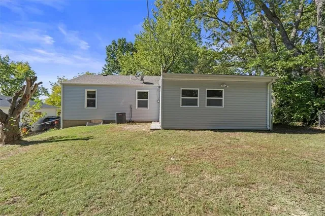 $200,000 | 2723 North 61st Terrace, Kansas City, KS 66104