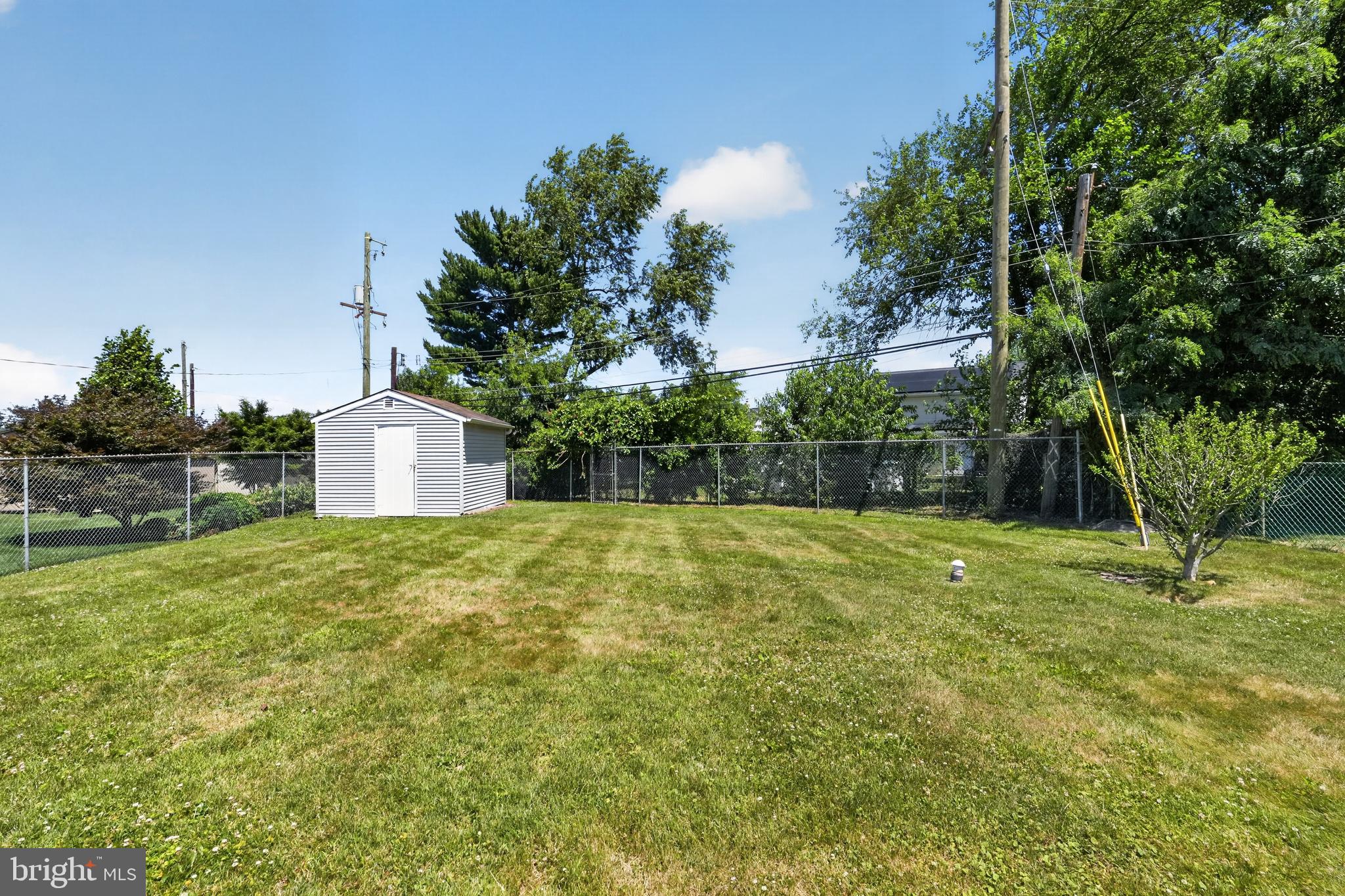 17 Idolstone Road Levittown, PA 19057 - Photo 15 of 17