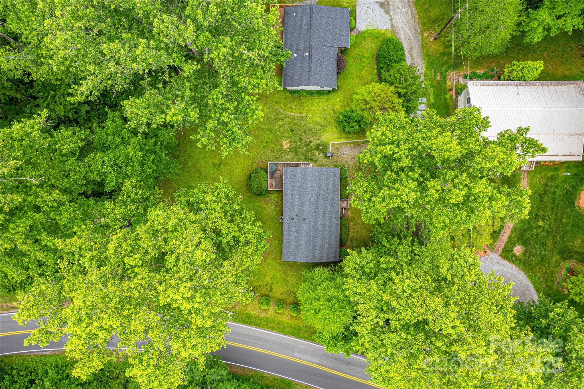 15 Pope Road Brevard, NC 28712 - Photo 27 of 29 a view of a garden with plants