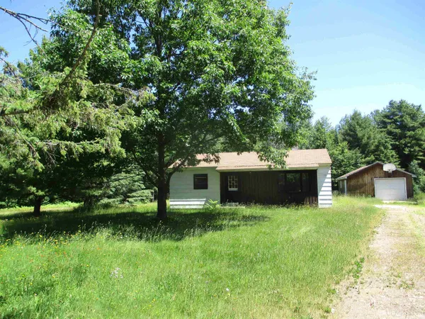 $99,000 | 35336 Highway 45, Unit 2, Ontonagon, MI 49953