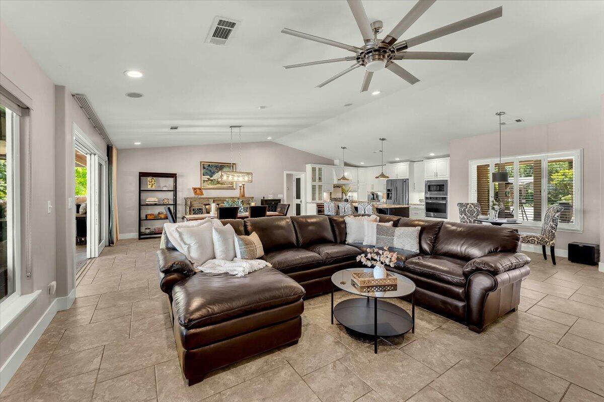 6913 Riverside Drive Redding, CA 96001 - Photo 10 of 88 016-6913 Riverside Dr - I-37
