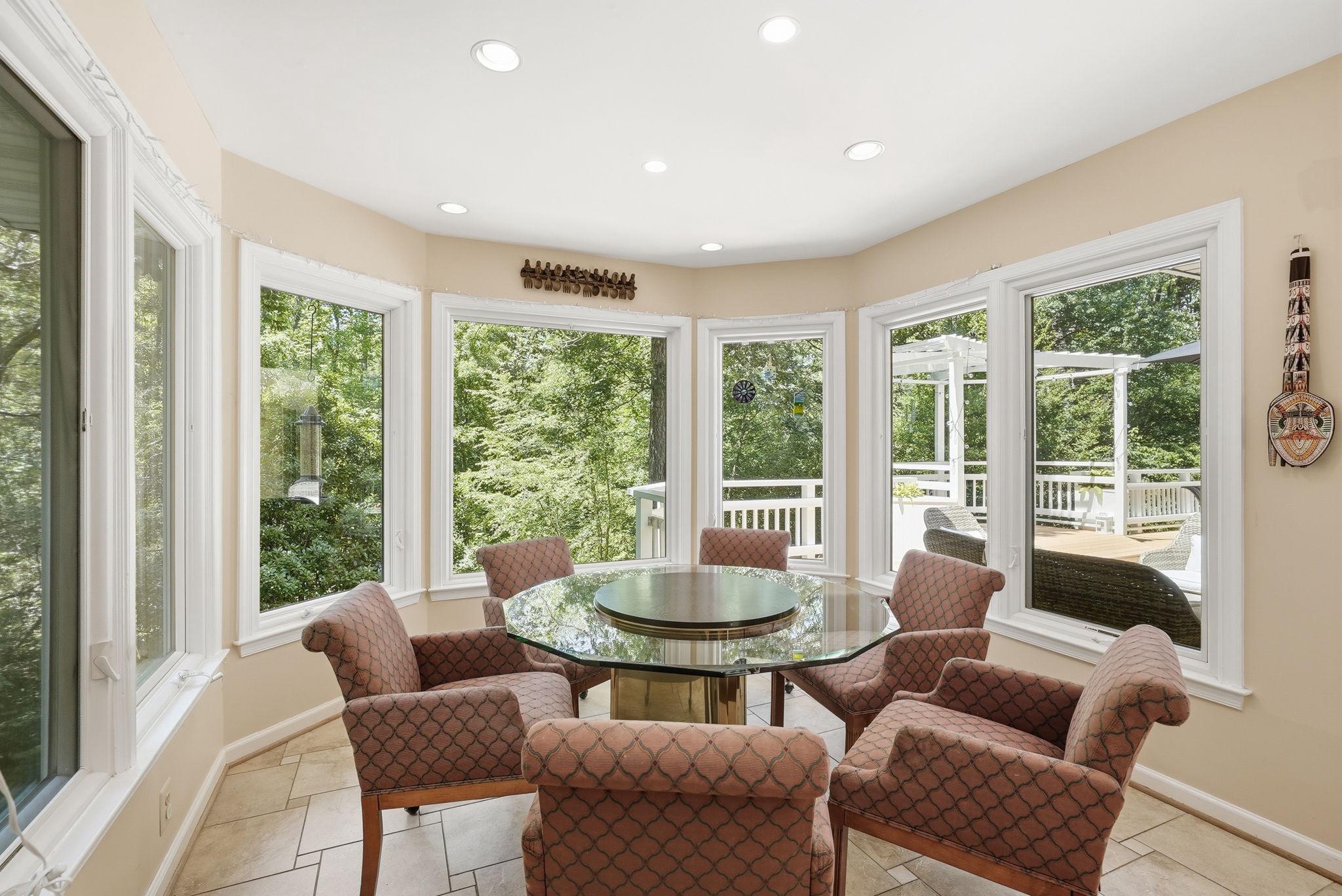 7512 Rambling Ridge Drive Fairfax Station, VA 22039 - Photo 20 of 64 Breakfast area in Kitchen