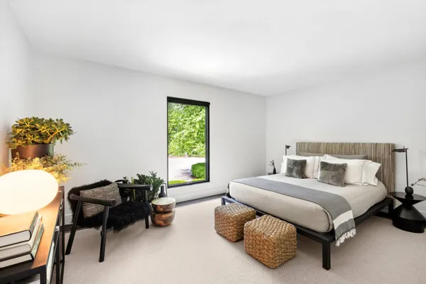 $50,000 | 716 Hands Creek Road, East Hampton, NY 11937