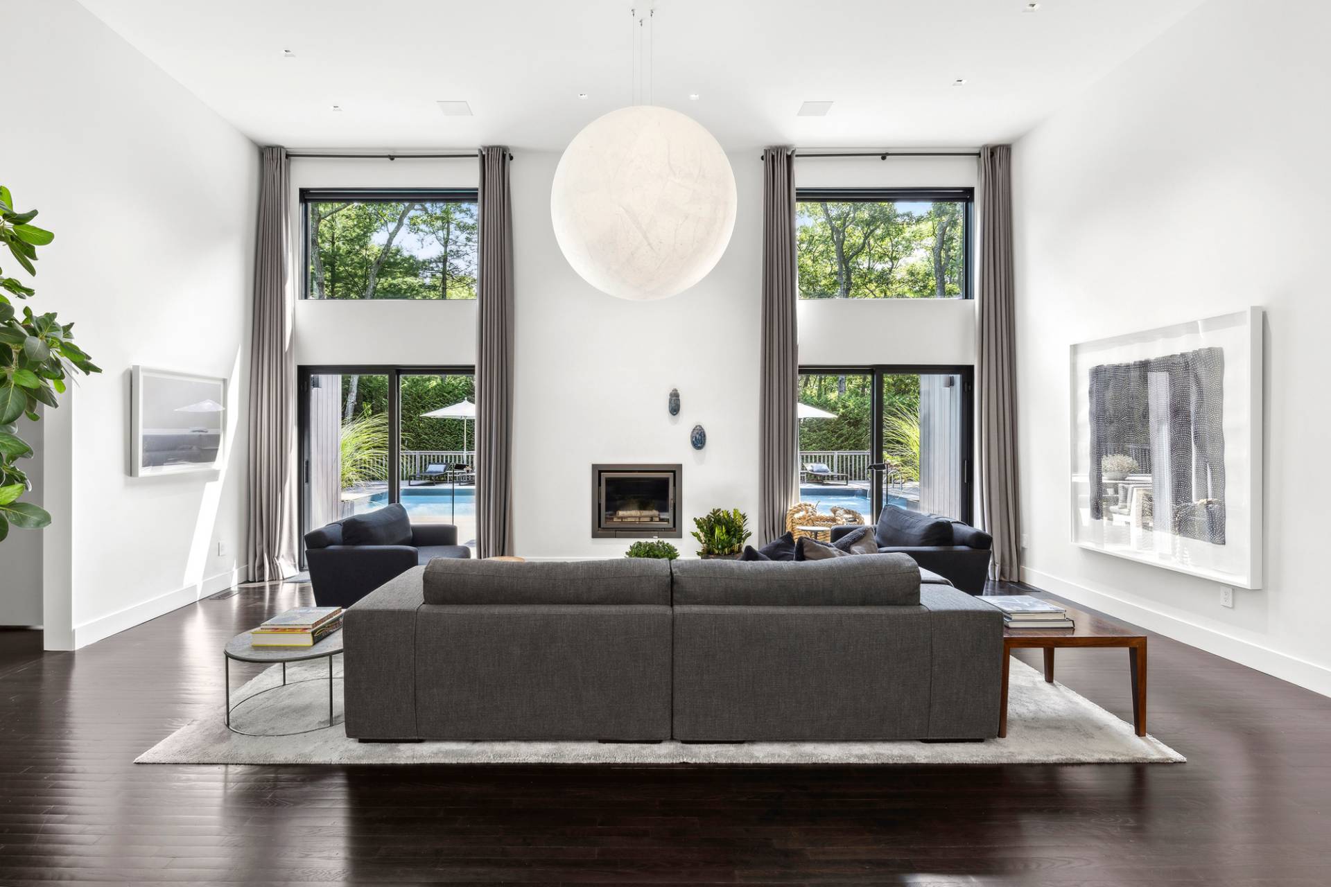 716 Hands Creek Road East Hampton, NY 11937 - Photo 3 of 24