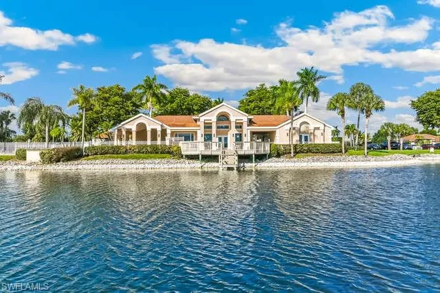 $499,900 | 2876 West Crown Pointe Boulevard, Naples, FL 34112