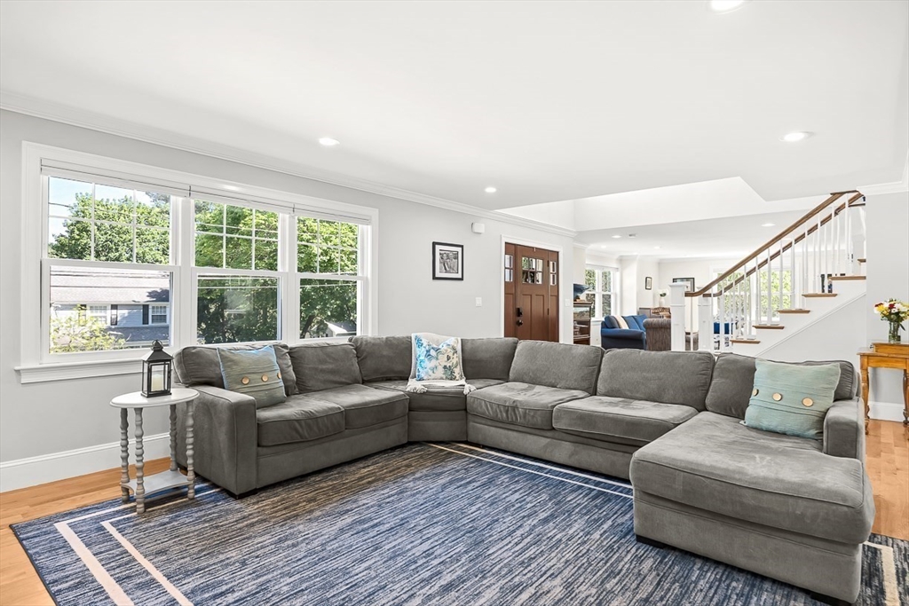 21 Willowdale Road Winchester, MA 01890 - Photo 10 of 42
