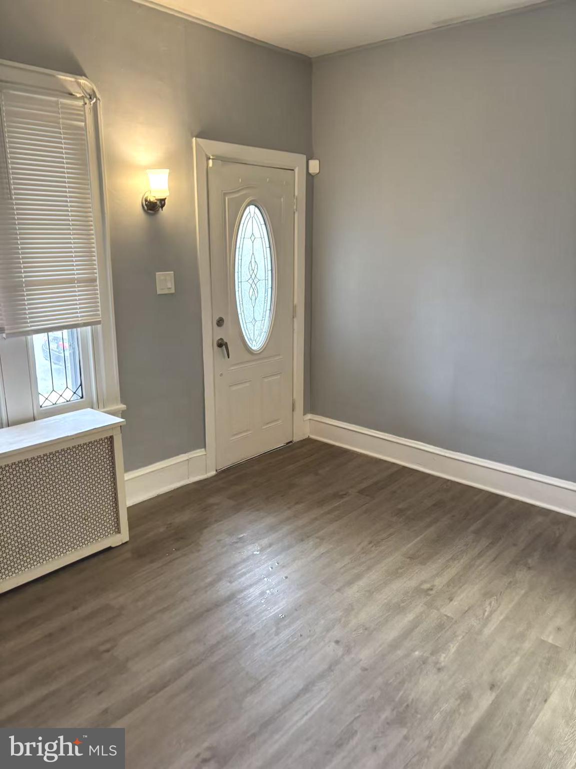 533 Robbins Street Philadelphia, PA 19111 - Photo 4 of 13