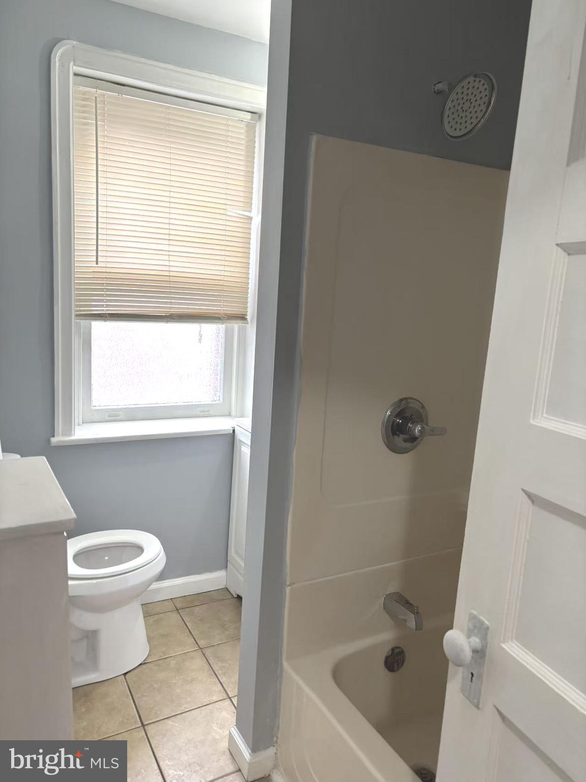 533 Robbins Street Philadelphia, PA 19111 - Photo 8 of 13